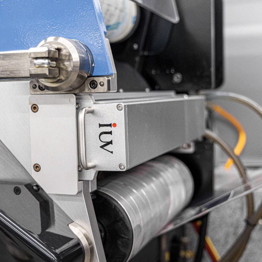 Impresión flexográfica de curado UV frente a curado convencional diferencias clave