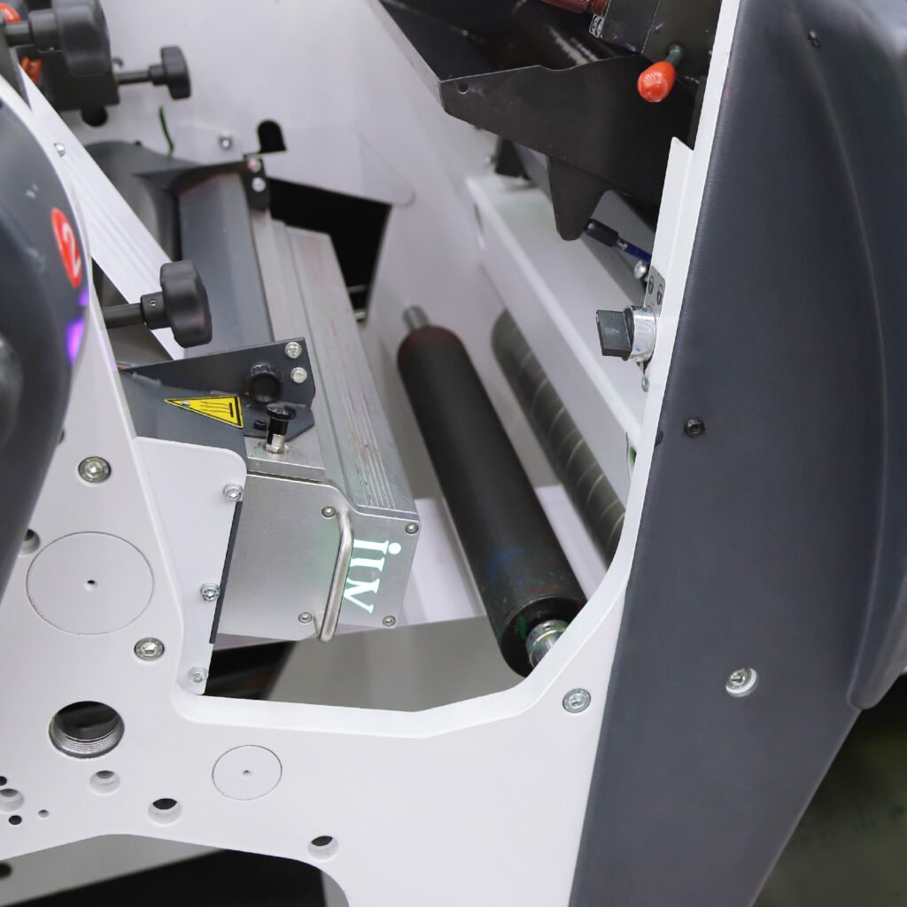 LED Aushärtungssysteme und ihre Integration in bestehende Druckmaschinenlinien