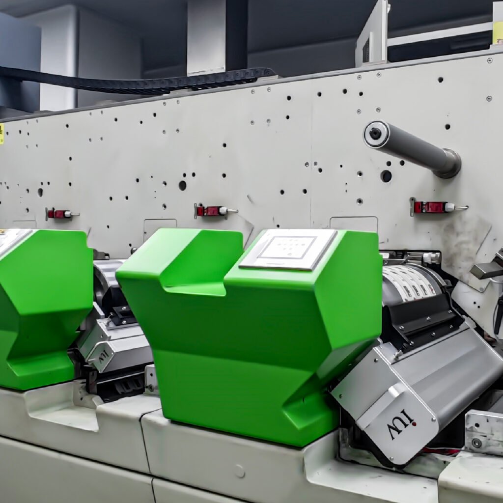 Reducción de costos operativos con el uso de sistemas de curado LED en impresión industrial