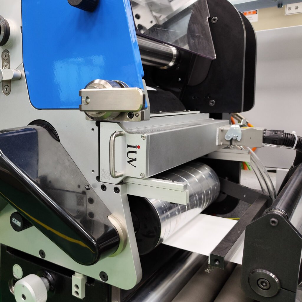 Tintas UV en impresión flexográfica colores más vivos y durabilidad superior