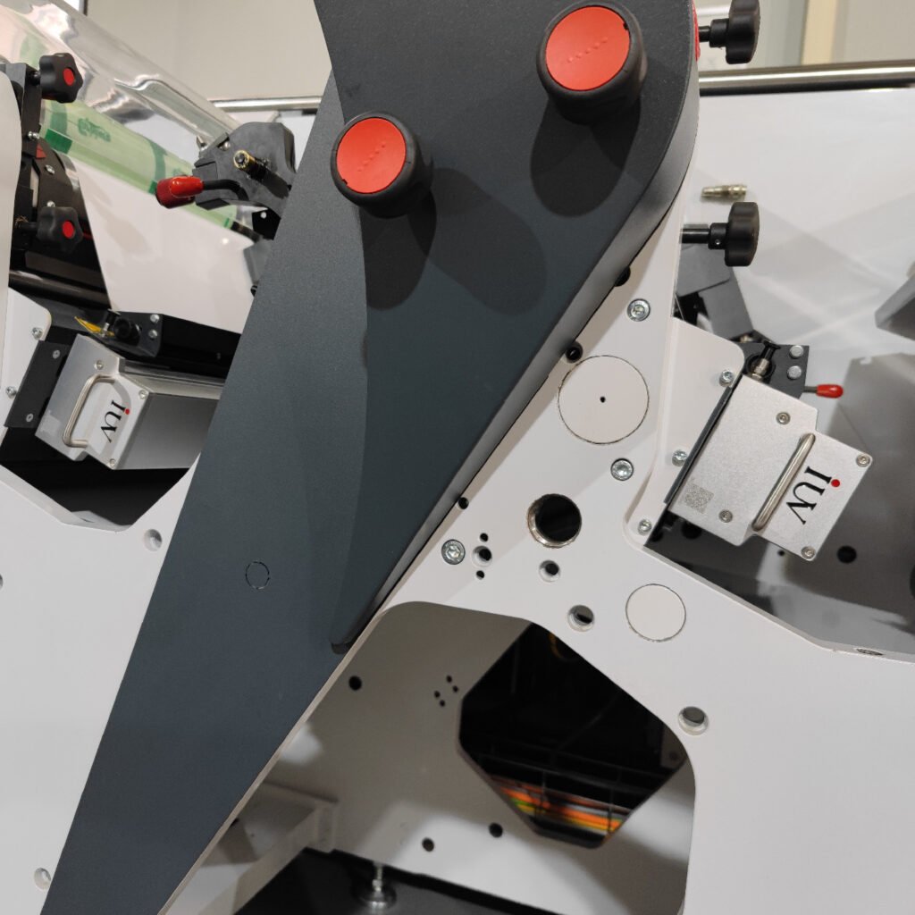 Cómo el sistema de curado LED reduce el desperdicio y mejora la rentabilidad en impresión