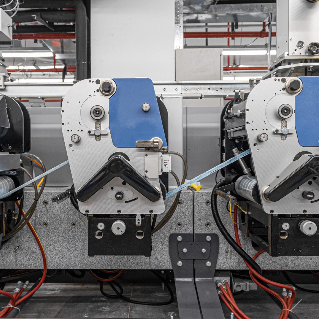 Compatibilidad de tintas UV LED tras un retrofit en impresoras flexográficas modernas