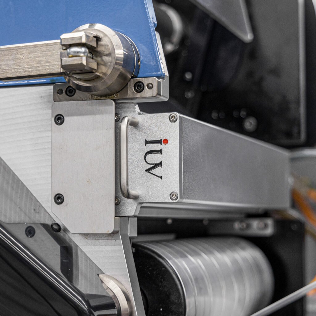 Retrofit LED vs. sistemas UV tradicionales beneficios para la impresión de etiquetas premium