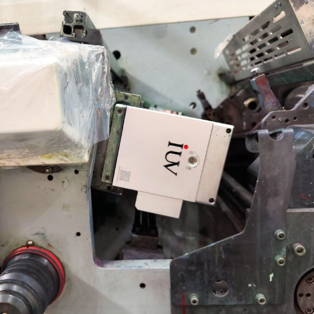 Guía técnica de instalación Integración de módulos de curado UV LED en prensas rotativas para flexografía y huecograbado