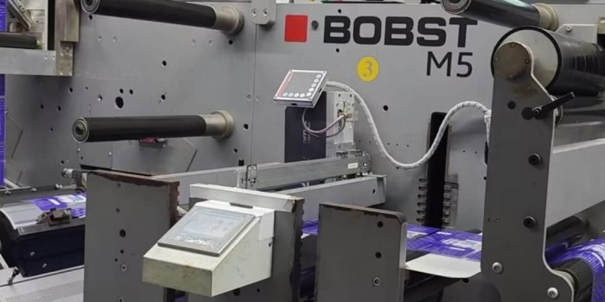 Cómo BOBST optimiza la impresión de empaques mediante sistemas avanzados de curado UV