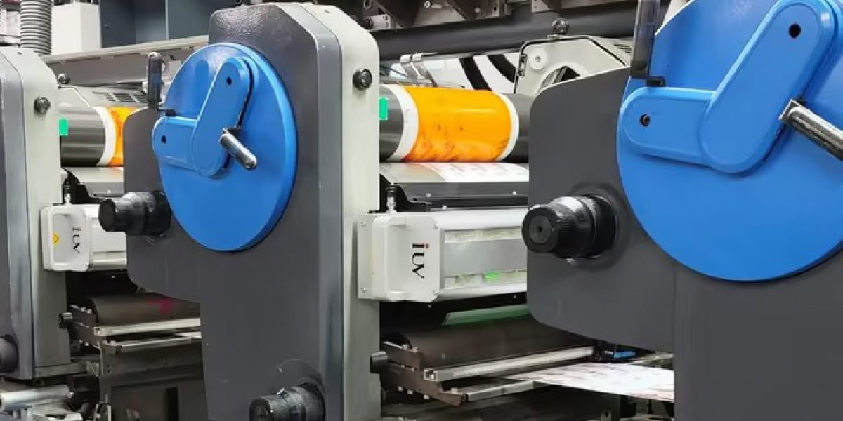 Cómo ajustar correctamente la dosis UV en impresión de etiquetas flexográficas