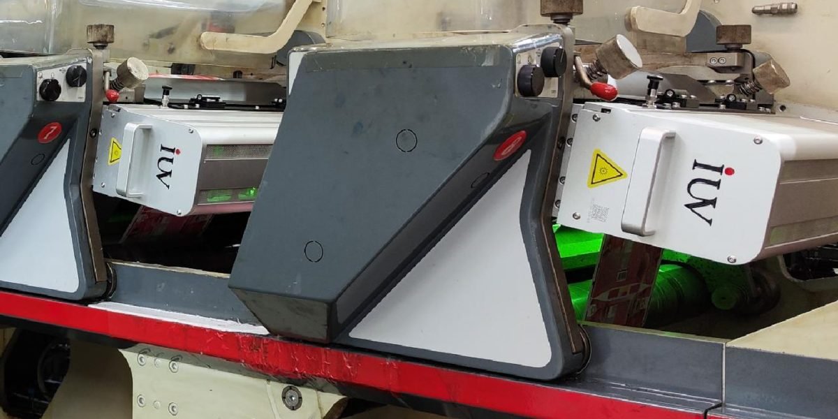 Cómo elegir el sistema de curado LED adecuado para su máquina de impresión flexográfica