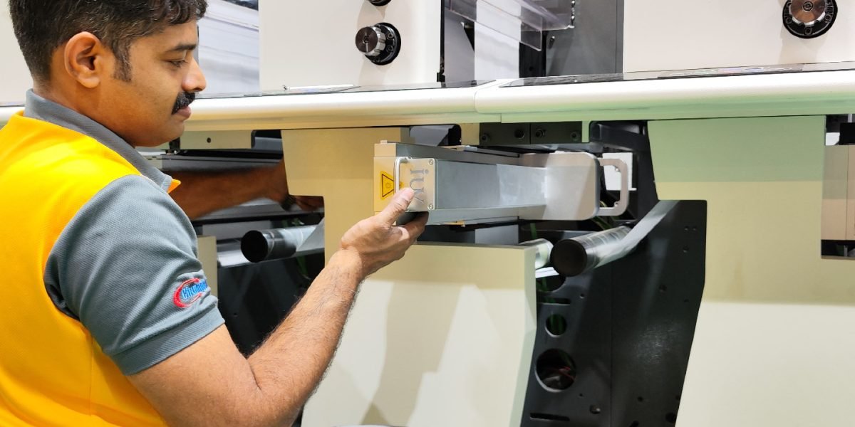 Cómo elegir el sistema de curado LED adecuado para tu línea de producción