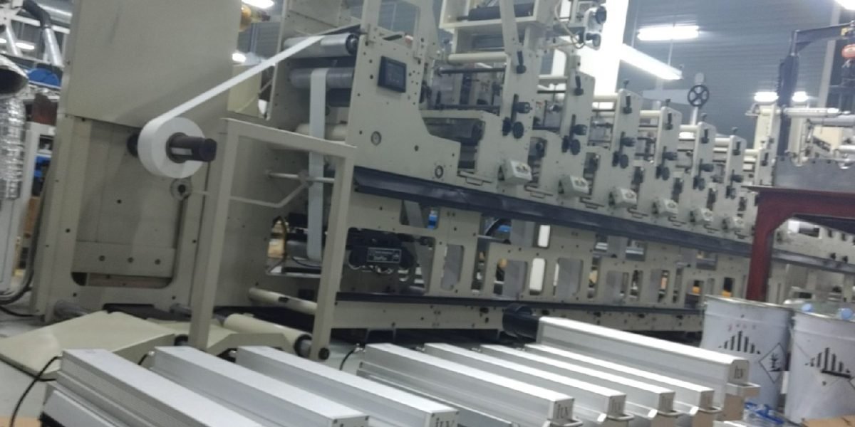 Cómo realizar el retrofitting de UV de mercurio a LED UV Tutorial práctico para optimizar la eficiencia en prensas rotativas