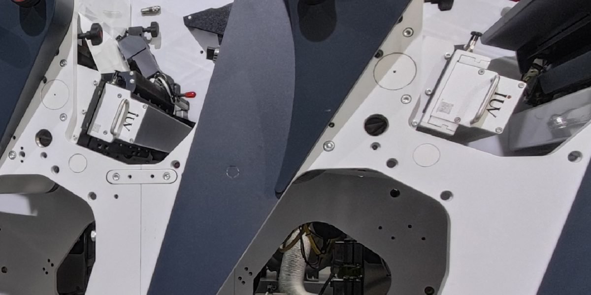 Cómo un sistema de curado LED mejora la productividad en prensas de banda estrecha