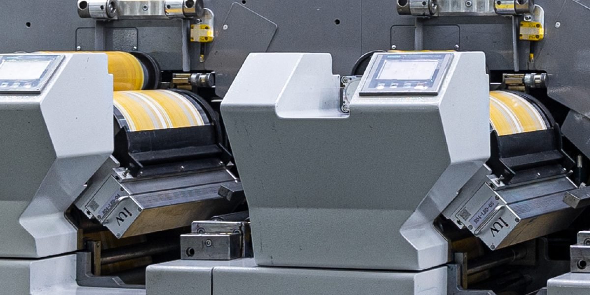 Curado LED en impresión offset eficiencia energética y resultados consistentes