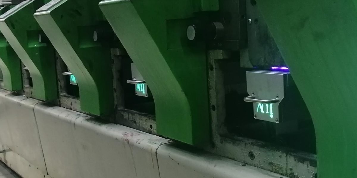 Curado UV LED en impresión narrow web beneficios para la industria de etiquetas y embalajes