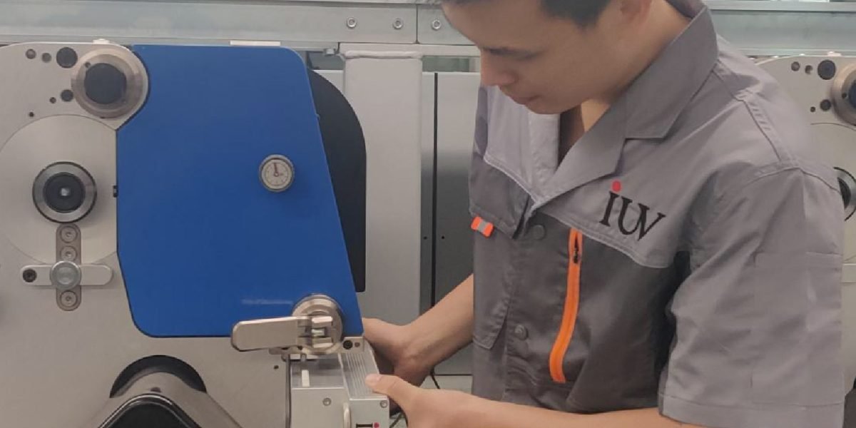 Cómo los sistemas de curado LED mejoran la productividad en la impresión offset