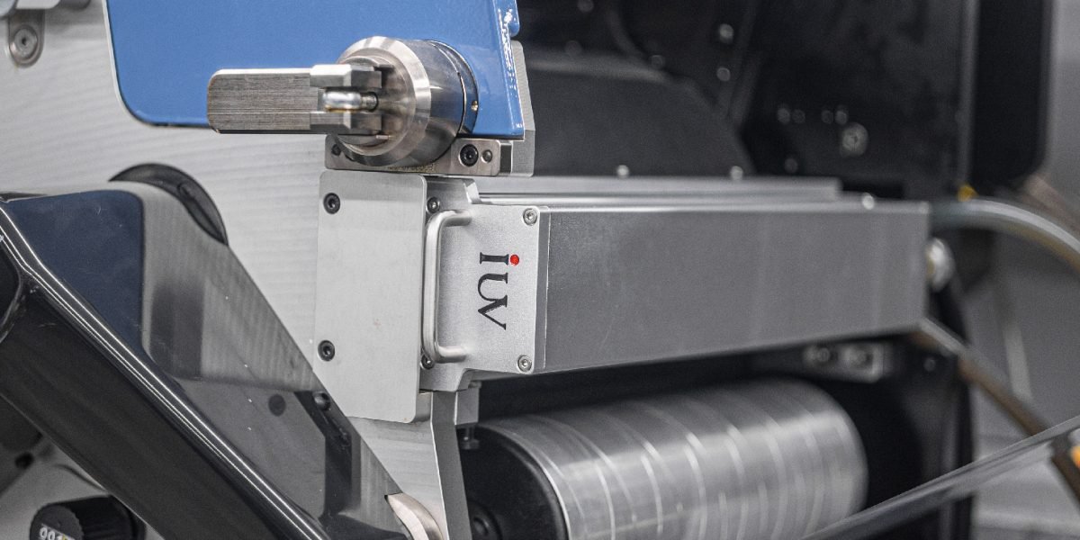 Guía técnica para elegir un sistema UV LED adecuado para retrofits en impresión flexográfica