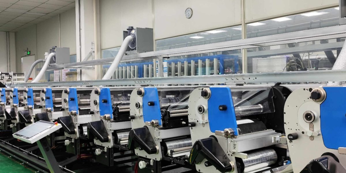 Impacto de los sistemas de curado UV en la impresión de etiquetas sostenibles