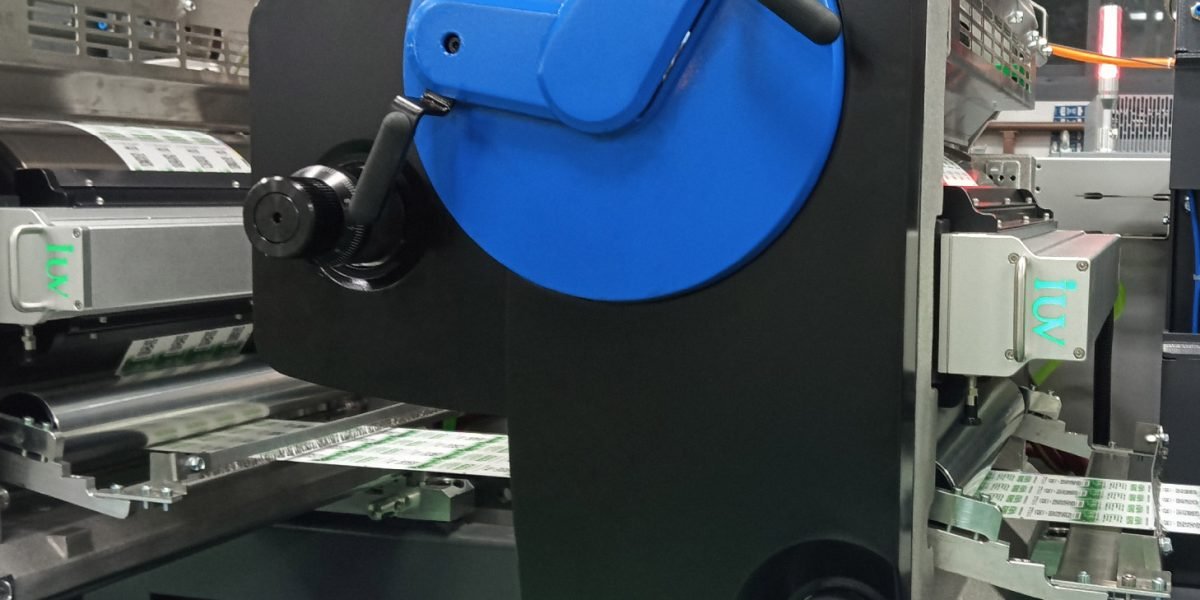 Impresión flexográfica LED precisión de color y secado instantáneo para resultados perfectos