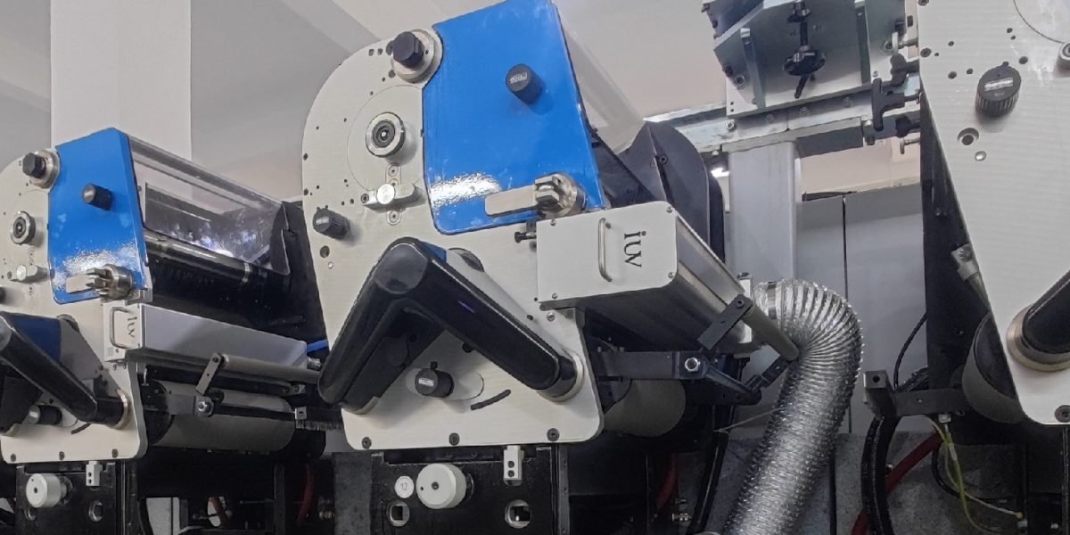 Impresión sostenible ventajas de adoptar sistemas LED de bajo consumo en líneas de conversión