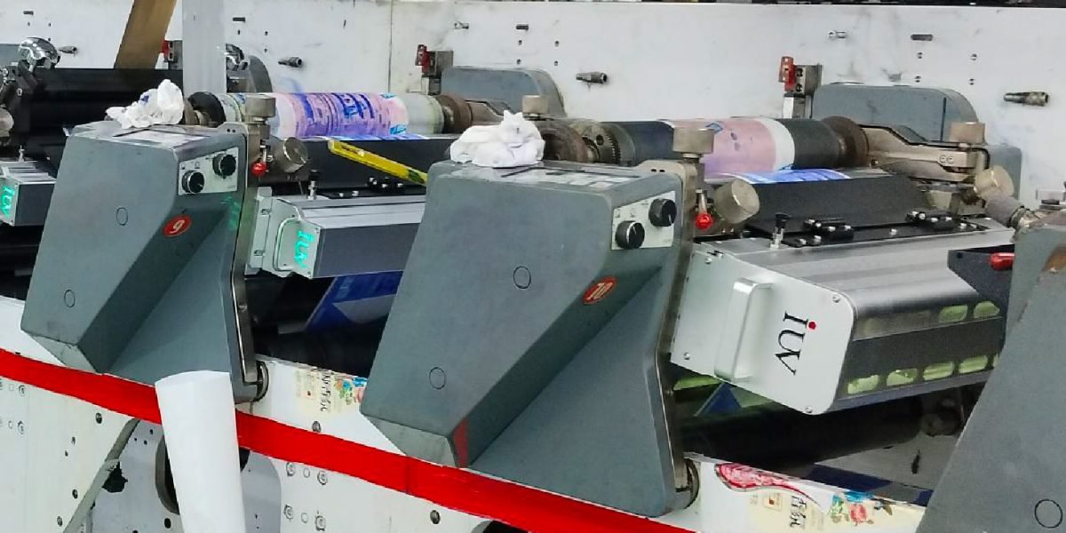 Mantenimiento y vida útil del sistema de curado LED en entornos de alta producción