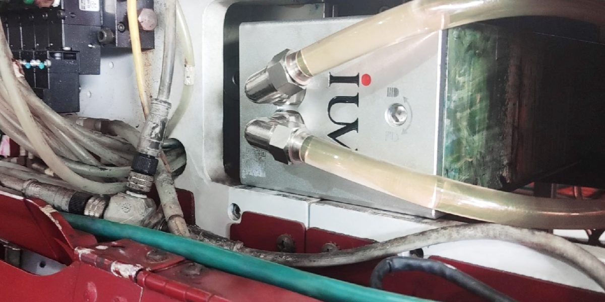 Optimización del flujo de trabajo con impresión flexográfica de curado UV automatizada