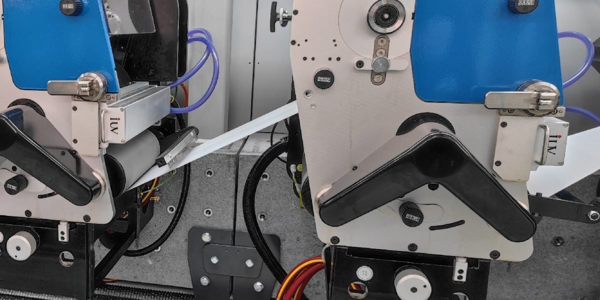 Sistemas de curado UV para impresión digital de etiquetas ventajas competitivas