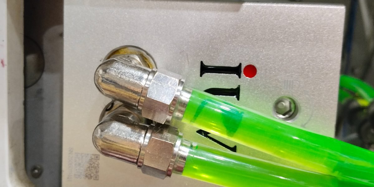 Tutorial Mantenimiento del Sistema de Enfriamiento por Agua para LEDs de Alta Potencia