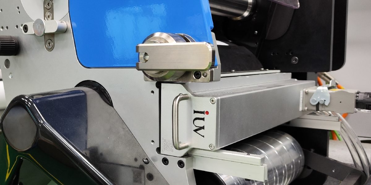 Tutorial de ingeniería parámetros clave del curado UV en flexografía moderna