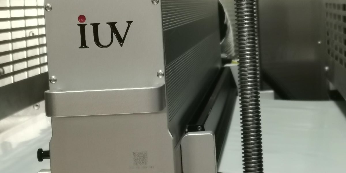 Ventajas del curado UV LED en la producción digital de etiquetas de alta resolución